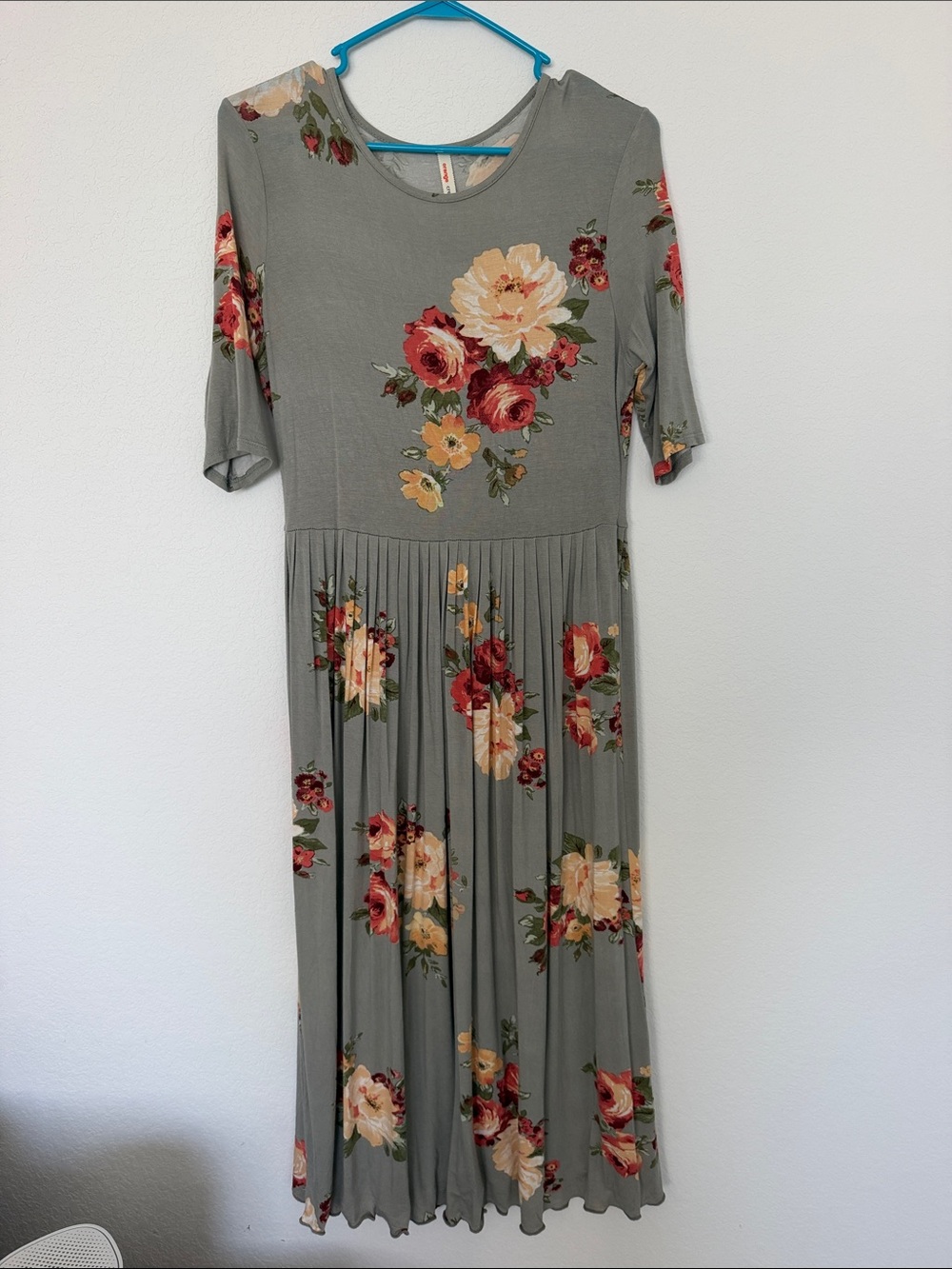 Green Floral Midi Dress with Pleated Skirt